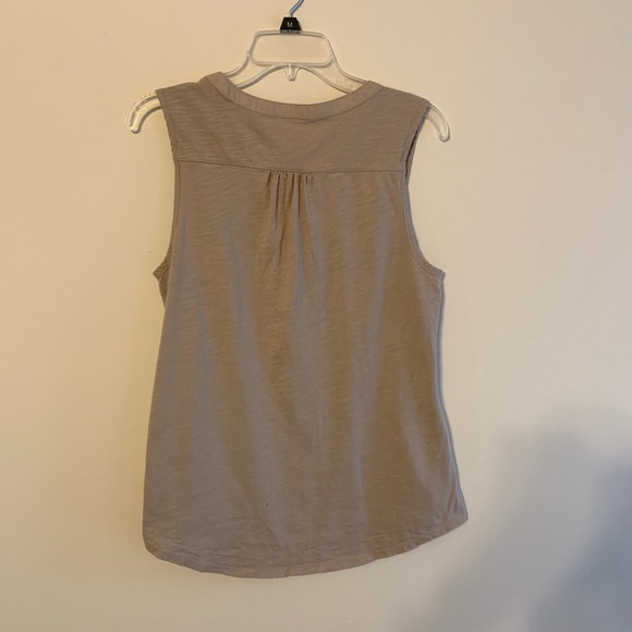 Sonoma Sleeveless Ruffle Blouse Light Brown Sz Lg - Picture 2 of 4